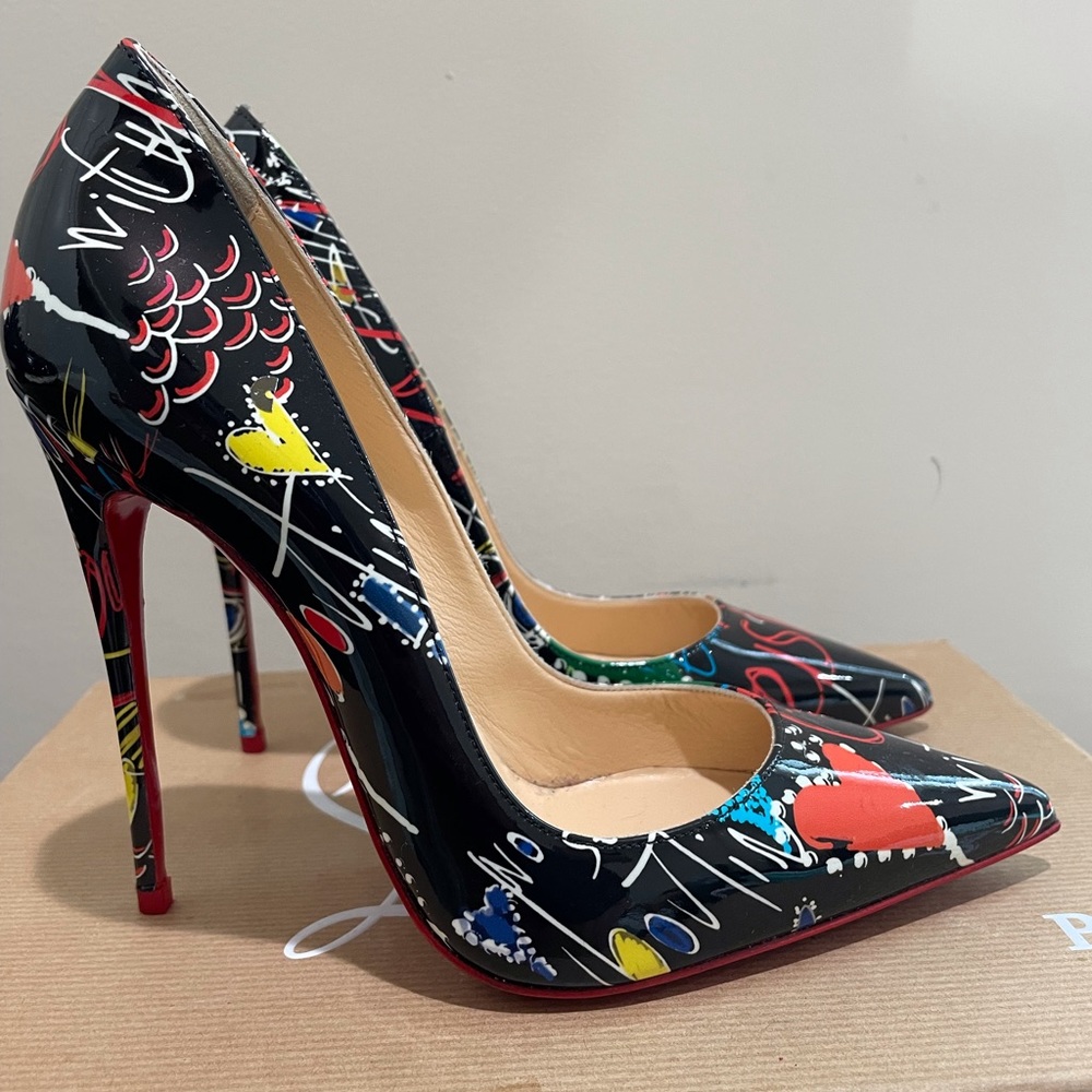 Christian Louboutin So Kate Patent “Loubitag” 120mm